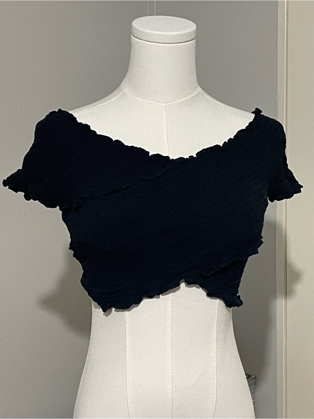 Ambiance Crop Top (M)